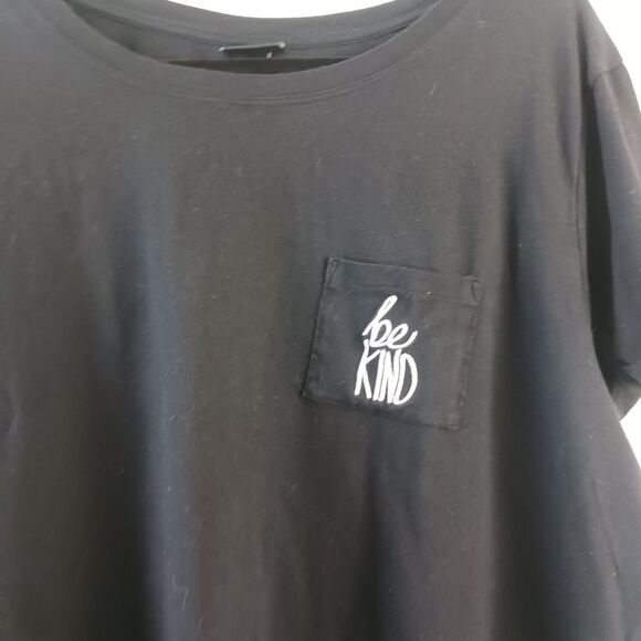 Torrid black crop top short sleeve be king size 2X - Picture 2 of 5